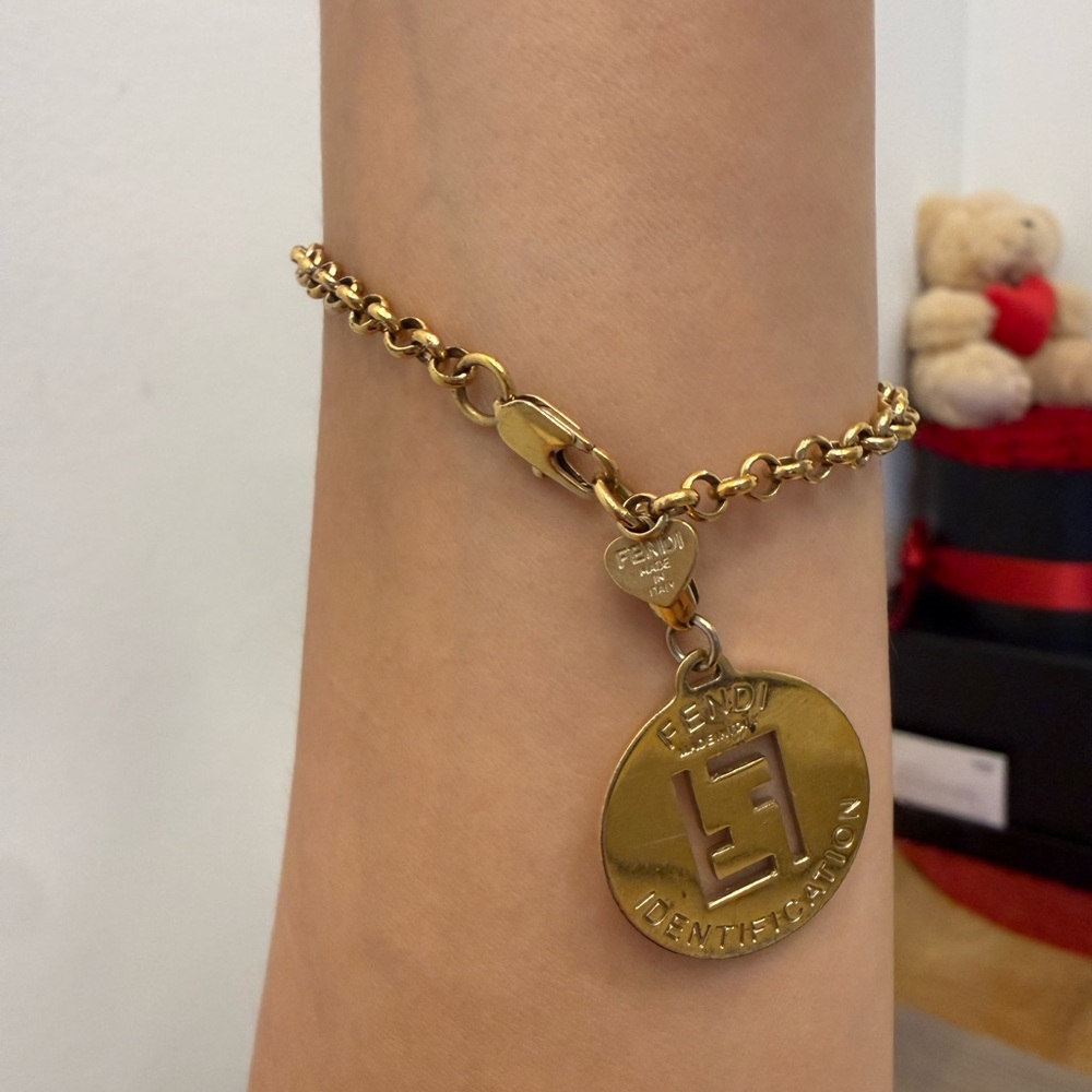 Fendi
Fendi FF Identification Gold Tone Charm
Bracelet - Picture 4 of 7